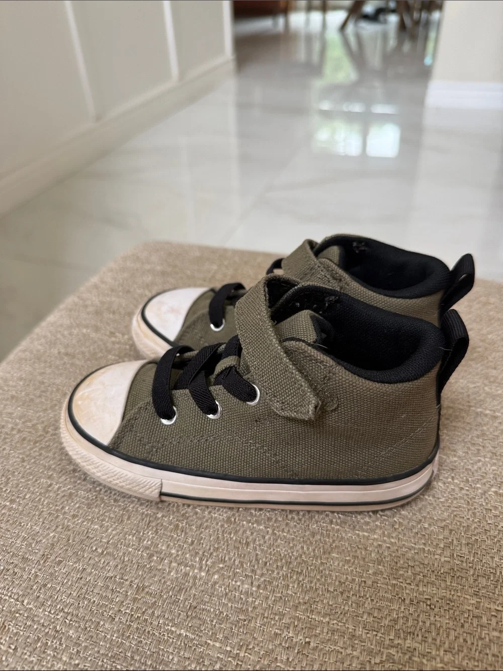 Converse classic low